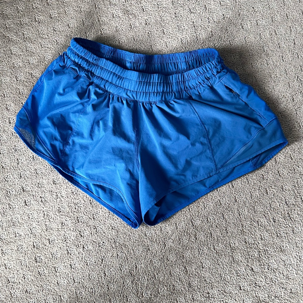 Lululemon Hotty Hot high rise lined 2.5” short